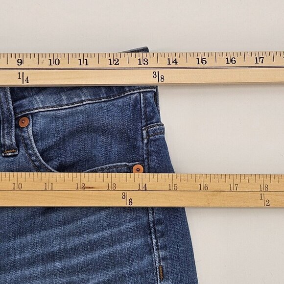 Madewell Curvy High Rise Skinny Crop Jean Medium Wash Women's Size 27 Distressed - Picture 7 of 10